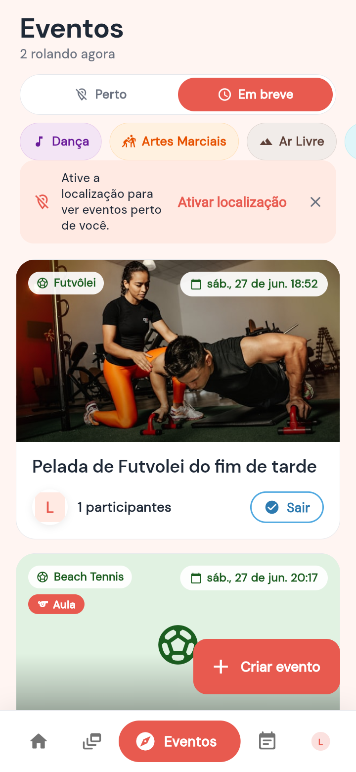 Tela de eventos do VitaCoach: lista de eventos esportivos com filtros ‘Perto’ e ‘Em breve’ por modalidade e cards de Futvôlei e Beach Tennis com horário e participantes